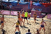 Deutsch: Beachhandball bei den Olympischen Jugendspielen 2018; Tag 3, 10. Oktober 2018; Mädchen, Vorrunde, Gruppe B - Niederlande-Argentinien 2:0 English: Beach handball at the 2018 Summer Youth Olympics at 10 October 2018 – Girls Preliminary Round Group B‎ – Netherlands-Argentina 2:0