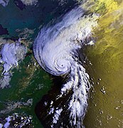 Hurricane Bob 19 aug 1991 1226Z