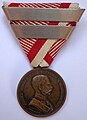 Bronzová medaile za statečnost, trojnásobné udělení - avers