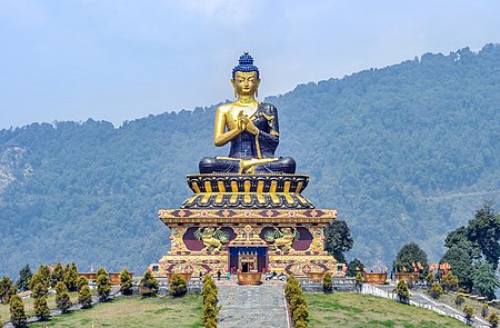 ไฟล์:Buddha statue at Buddha Park of Ravangla, Sikkim, India (1).jpg