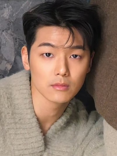 Kang Min-hyuk Net Worth, Biography, Age and more