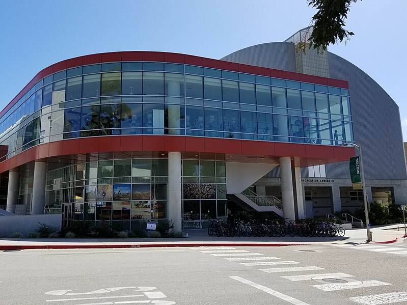 File:Cal Poly Recreation Center (San Luis Obispo).jpg