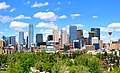 Skyline von Calgary Mai 2018 (beschnitten).jpg