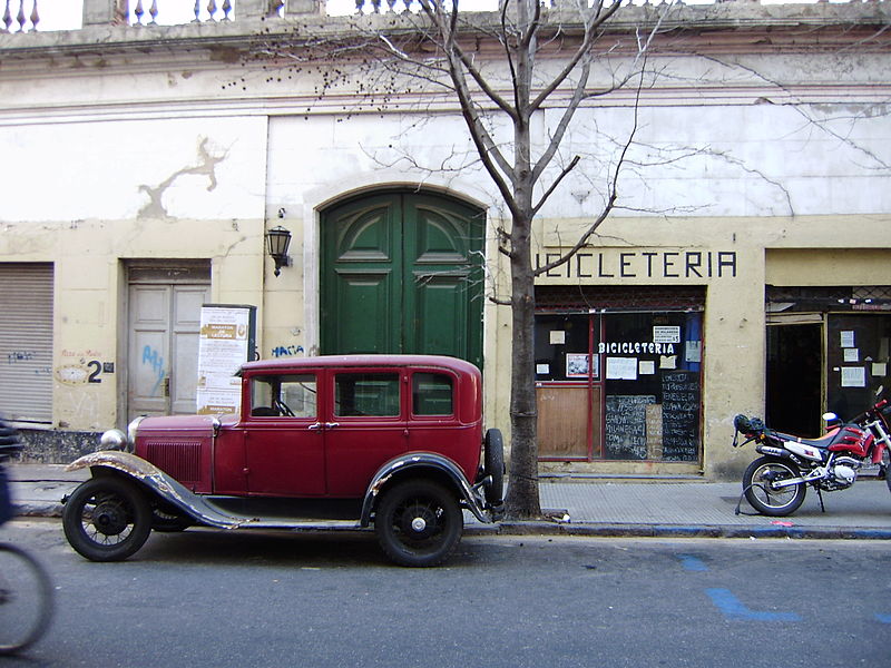 File:CalleMexico - Buenos Aires - Barrio Montserrat - 1.JPG
