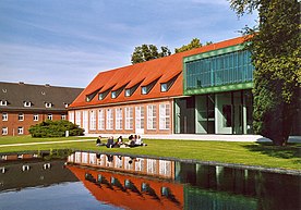 Campus, Jacobs University Bremen, 2006.jpg