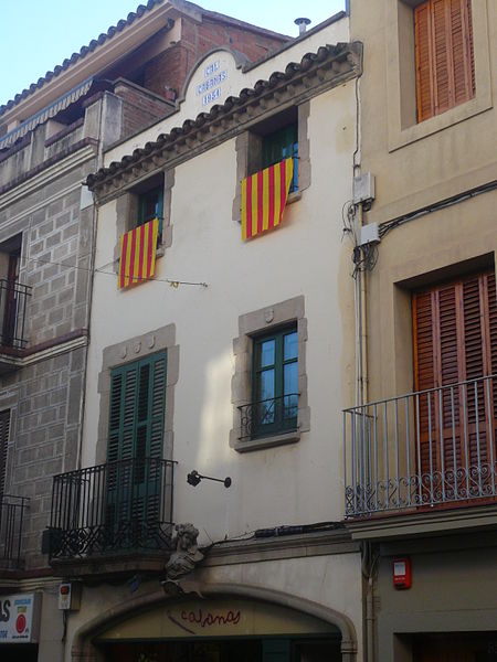 File:Carrer de Santiago Rusiñol P1400788.JPG