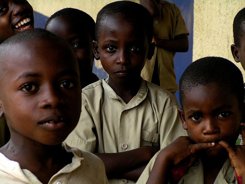 File:Children in Bujumbura.jpg