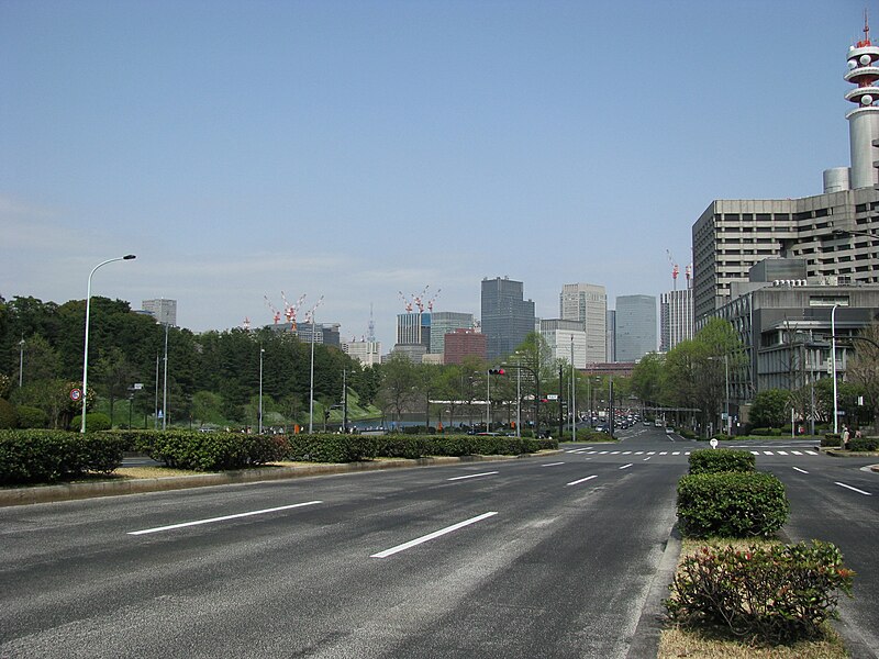 File:Chiyoda, Tokyo -01.jpg