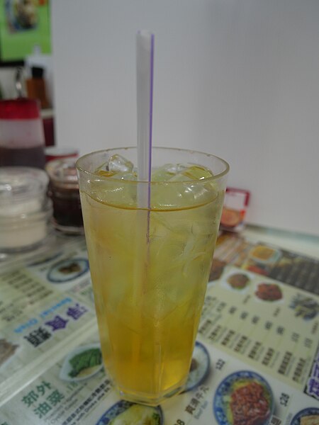 File:Chrysanthemum honey with ice.jpg