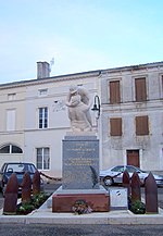 Monument aux morts[13]