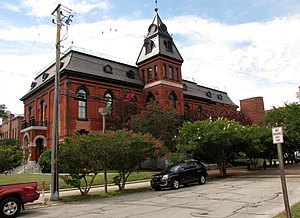 Craven County Courthouse, New Bern.jpg