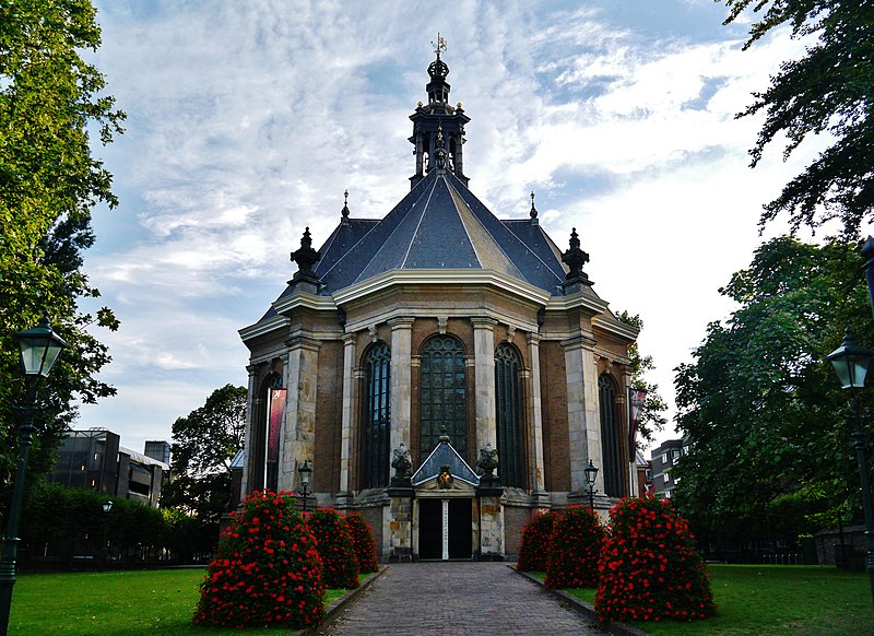File:Den Haag Nieuwe Kerk 2.jpg