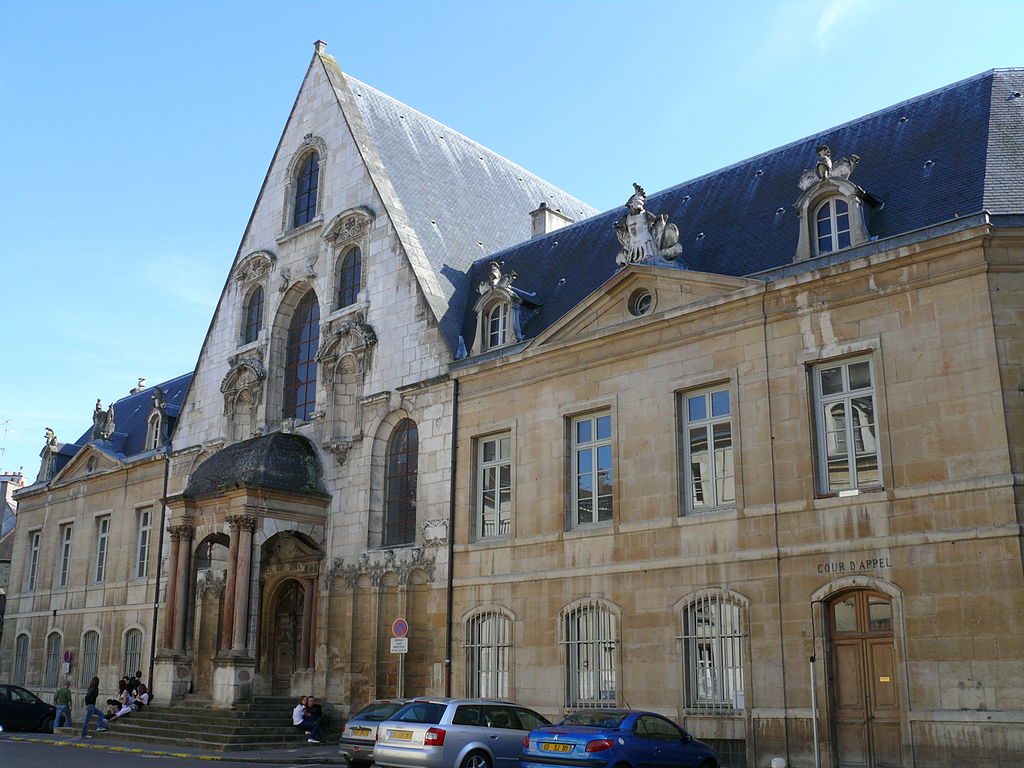 1024px-Dijon_-_Palais_de_justice_de_Dijon_-_Fa%C3%A7ade_-1.jpg