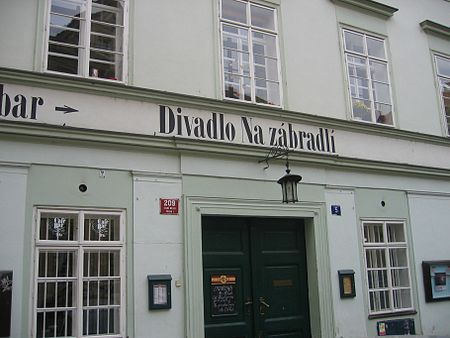 Divadlo Na zabradli