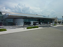 Dubrovnik Airport (5790186064).jpg
