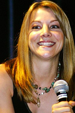 Elizabeth Anne Allen w 2004 roku