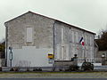 La mairie de Saint-Vaize.