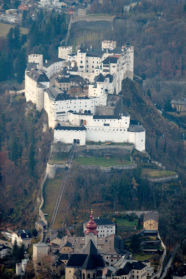 Hohensalzburg vára