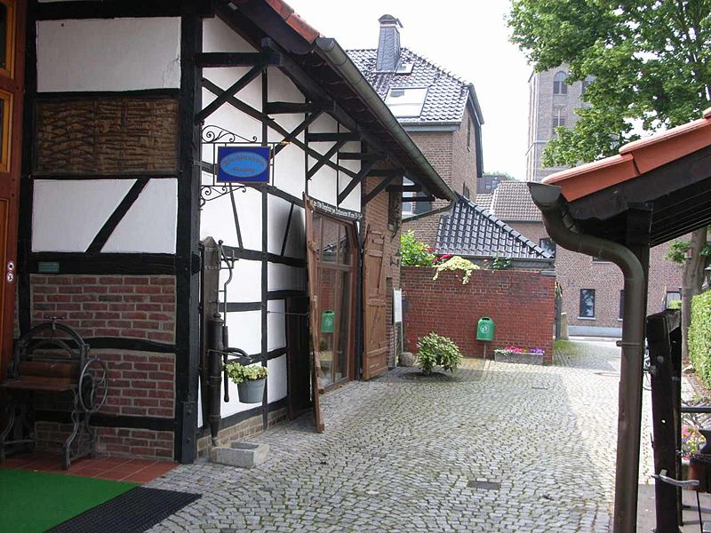 File:Flachsmuseeum beeck.jpg