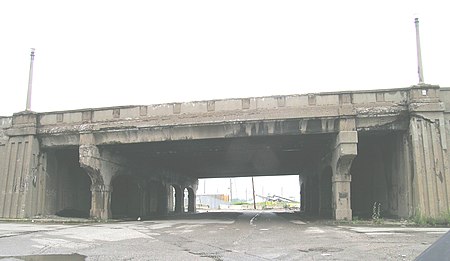 FortStreetPleasantStBridge