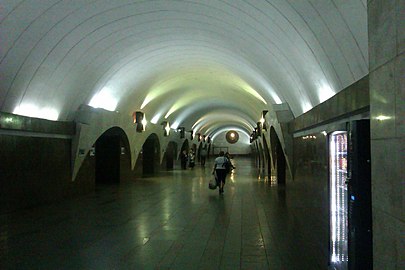 Garegin Nzhdeh metro1a.jpg