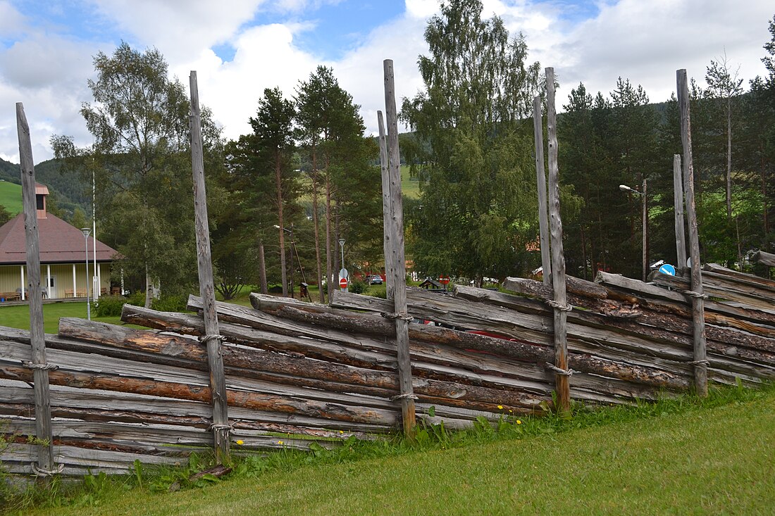 Hjerleid skole og håndverksenter