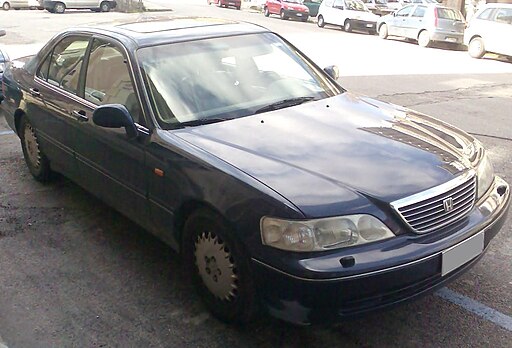 Honda Legend KA9 front