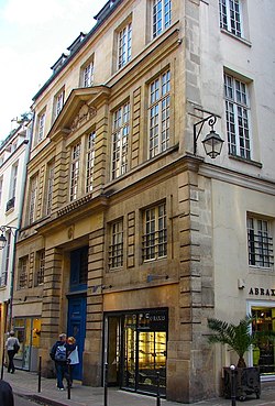 Rue Saint-Merri