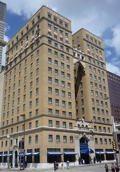 File:Hotel Indigo Downtown Dallas 01.jpg