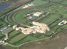 Photograph of Ira Rennert's compound in Sagaponack, New York, as viewed from above Ira Rennert house.jpg