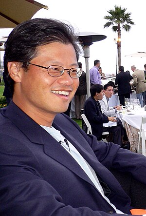 Twitter Users Rejoice as Jerry Yang Resigns From Yahoo!
