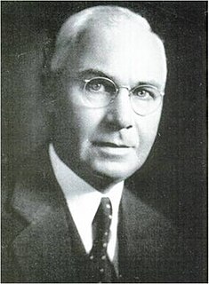 <span class="mw-page-title-main">John L. Savage</span> American civil engineer