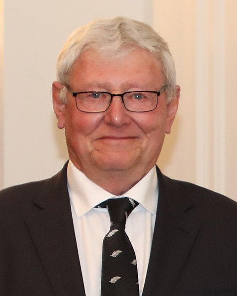 File:John Sandison QSM (cropped).jpg