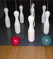 Quilles et boules de Ninepin Bowling Classic en plastique.