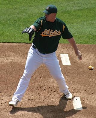 <span class="mw-page-title-main">Joe Kennedy (baseball)</span> American baseball pitcher (1979-2007)