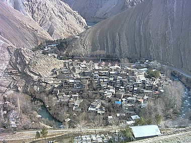 خورزنکلا، نزدیک دریاچه امیرکبیر