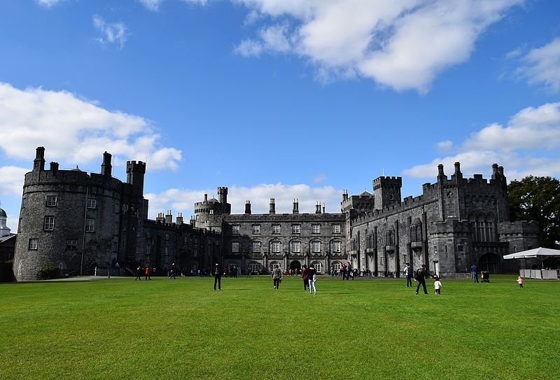 File:Kilkenny Castle 26-09-2015.JPG