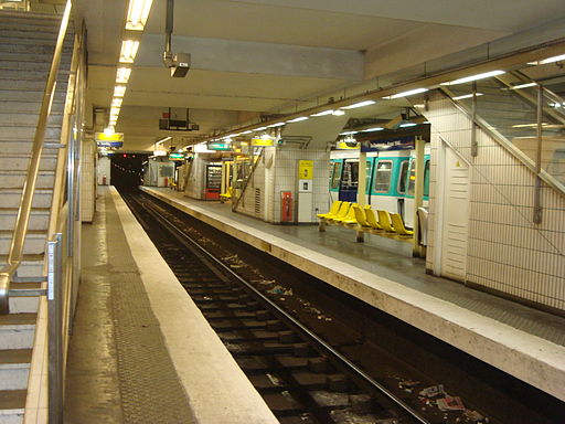 LC-8mai45-voie centrale vide