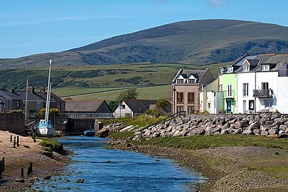 Yr angorfa yn aber y nant Haverigg Pool