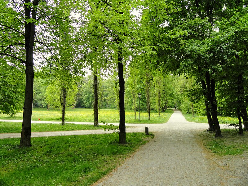 File:Landscape, Englischer Garten, Munich - DSC07133.JPG