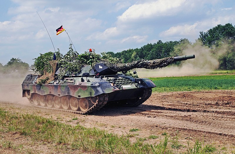 Switzerland Backs Sale of 25 Leopard Tanks to Germany to Support