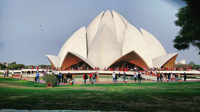 File:Lotus Temple Delhi, Bahai House of Workship.jpg