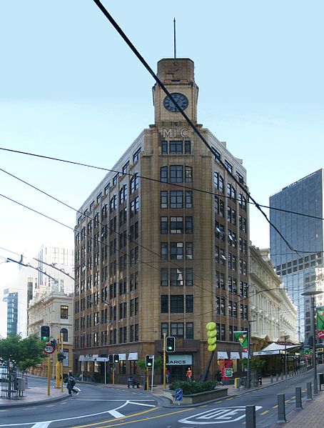 The MLC Building near the south end of Lambton Quay, at Hunter St