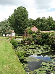 Mannington Hall - the moat - geograph.org.uk - 878936.jpg