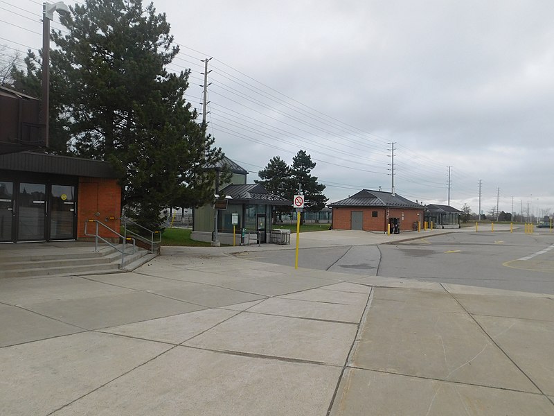 File:Meadowvale Station (46828600495).jpg