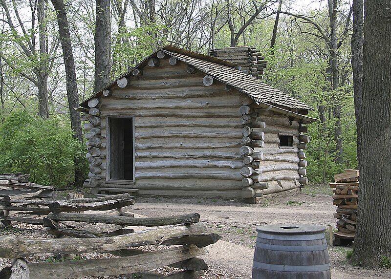 File:MentorGrahamSchoolHouse.jpg