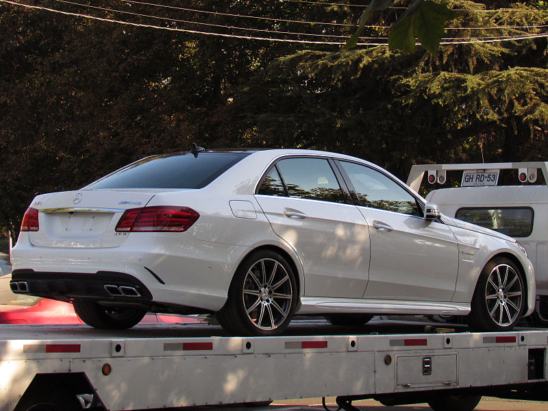 File:Mercedes Benz E 63 AMG 2014 (14386327465).jpg