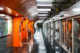 Metro de Barcelona Foneria (L10 Sud) (47980248181).jpg