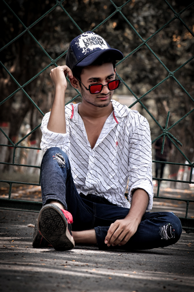 Pin by Sadatislam on My Saves | Boy photography poses, Mens photoshoot poses,  Stylish photo pose