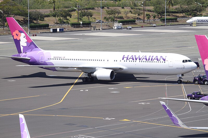 File:N597HA Boeing 767 Hawaiian (7359211190).jpg